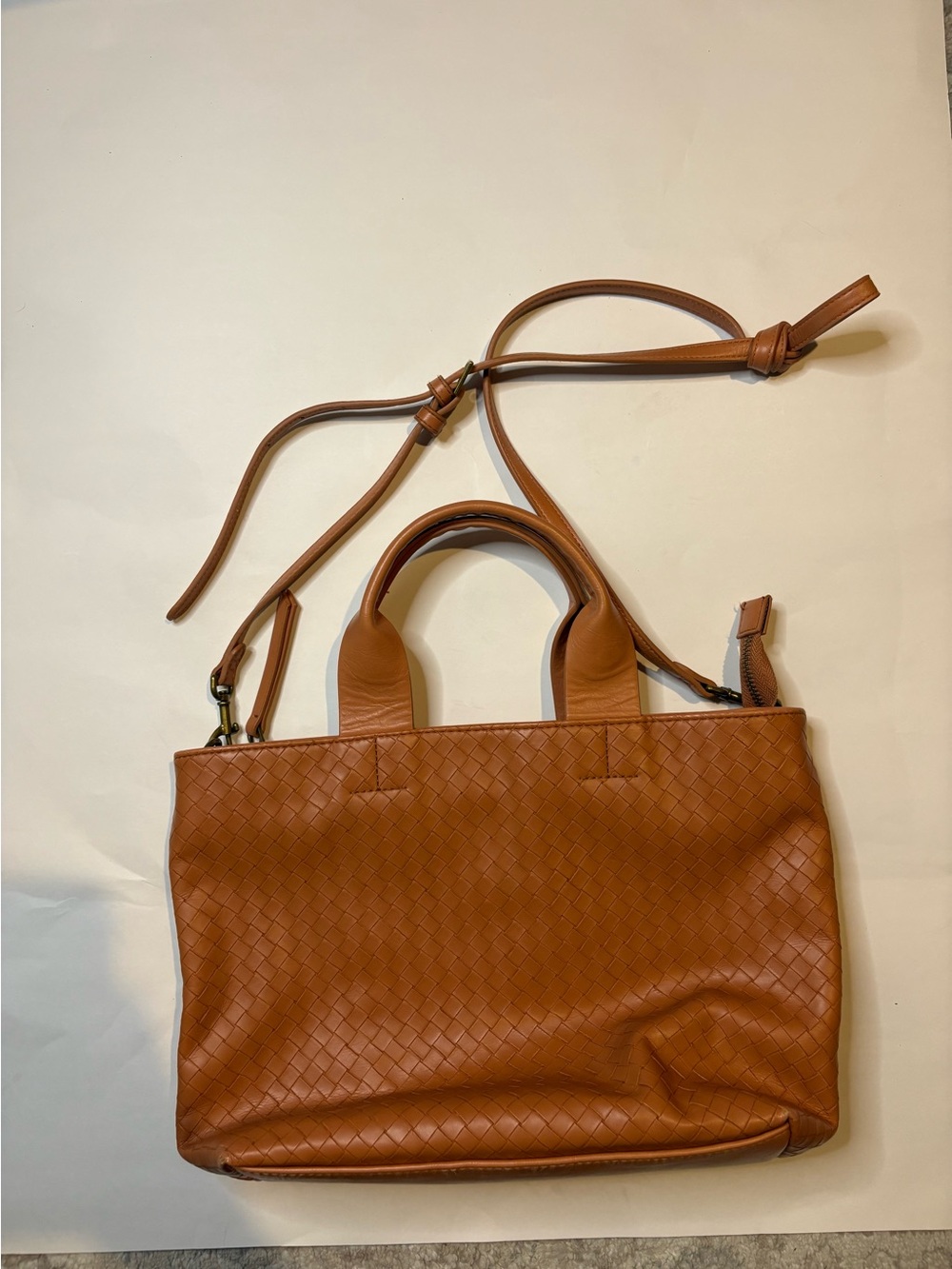 Universal Thread Woven Tote in Cognac Brown